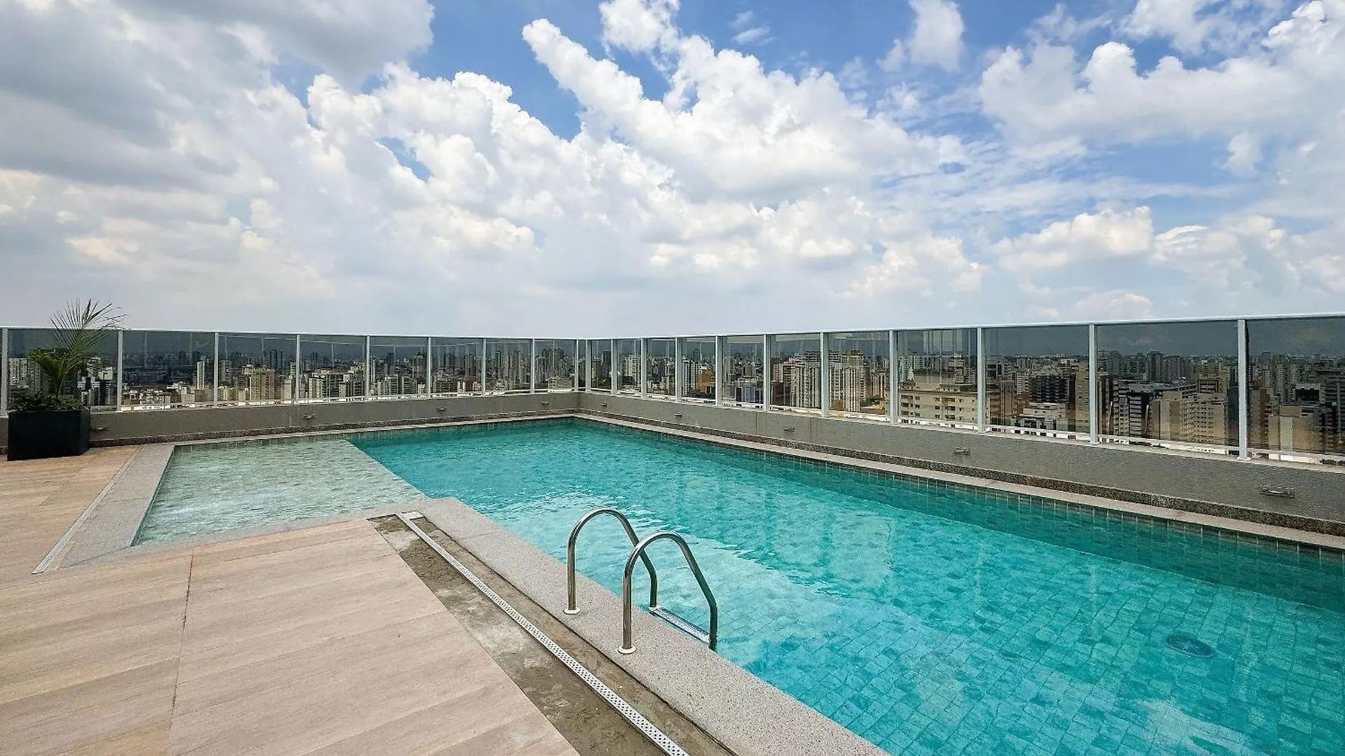 Apto 902 Luxuoso | Piscina, A/C E Wi-Fi 500 Mb Σάο Πάολο